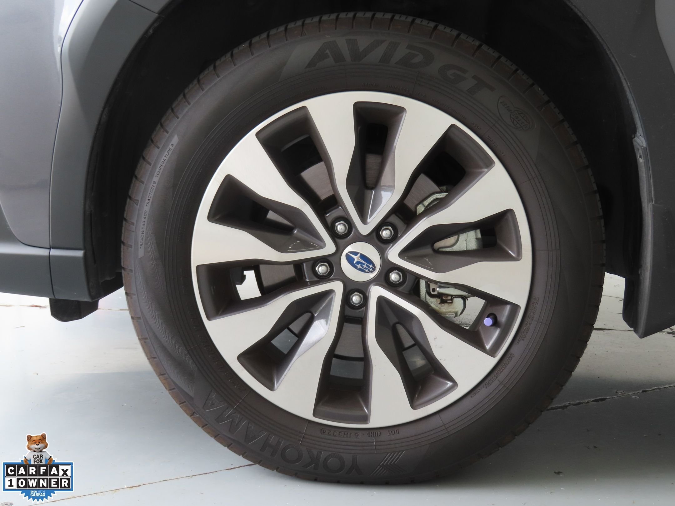 Used 2025 Gray Subaru Touring image 28
