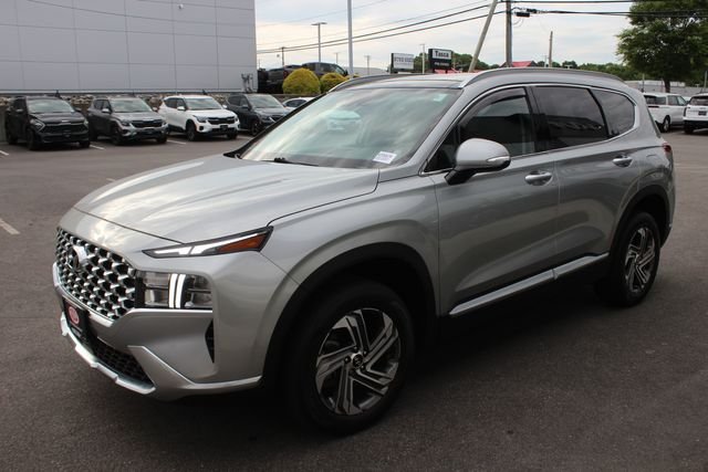 Used 2022 Silver Hyundai SEL image 2