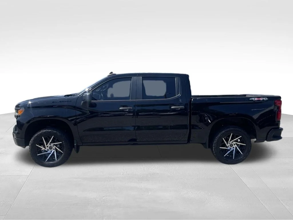 Used 2023 Black Chevrolet Custom image 2