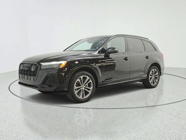 2025 Audi Q7 Premium Plus 45 TFSI quattro