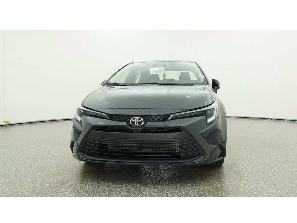 New 2027  Toyota LE image 38