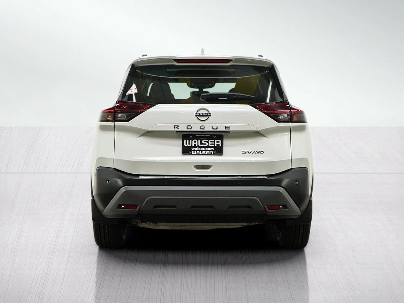 Used 2023 Pearl White Tricoat Nissan SV image 4