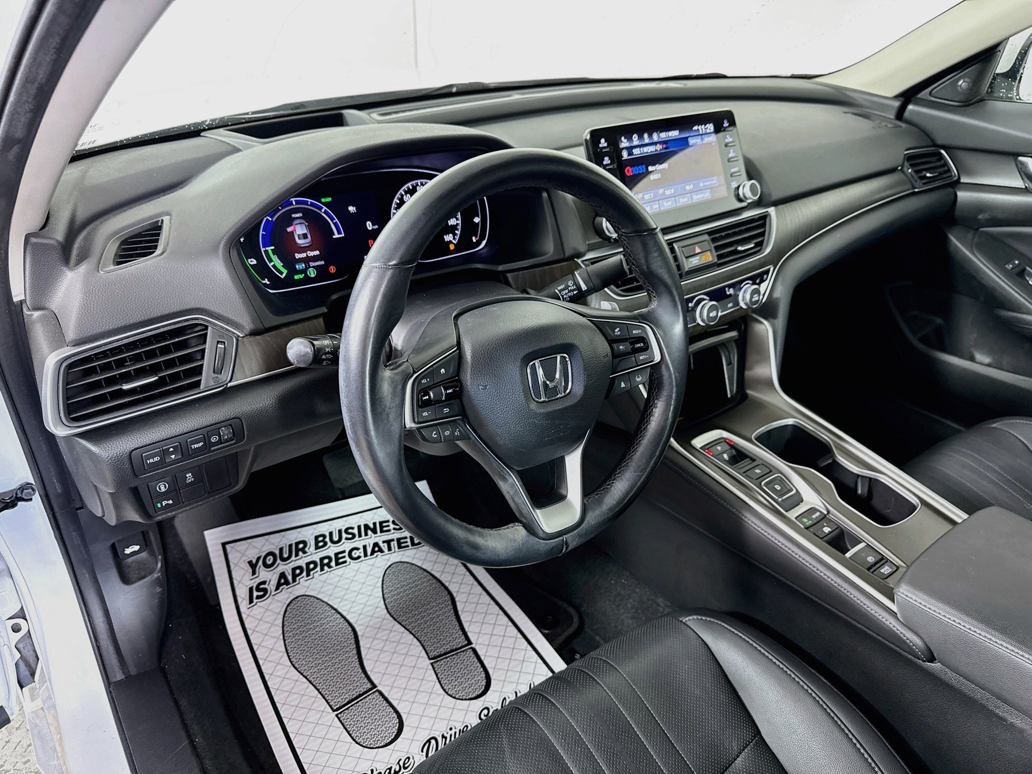 Used 2021 Platinum White Pearl Honda Touring image 9