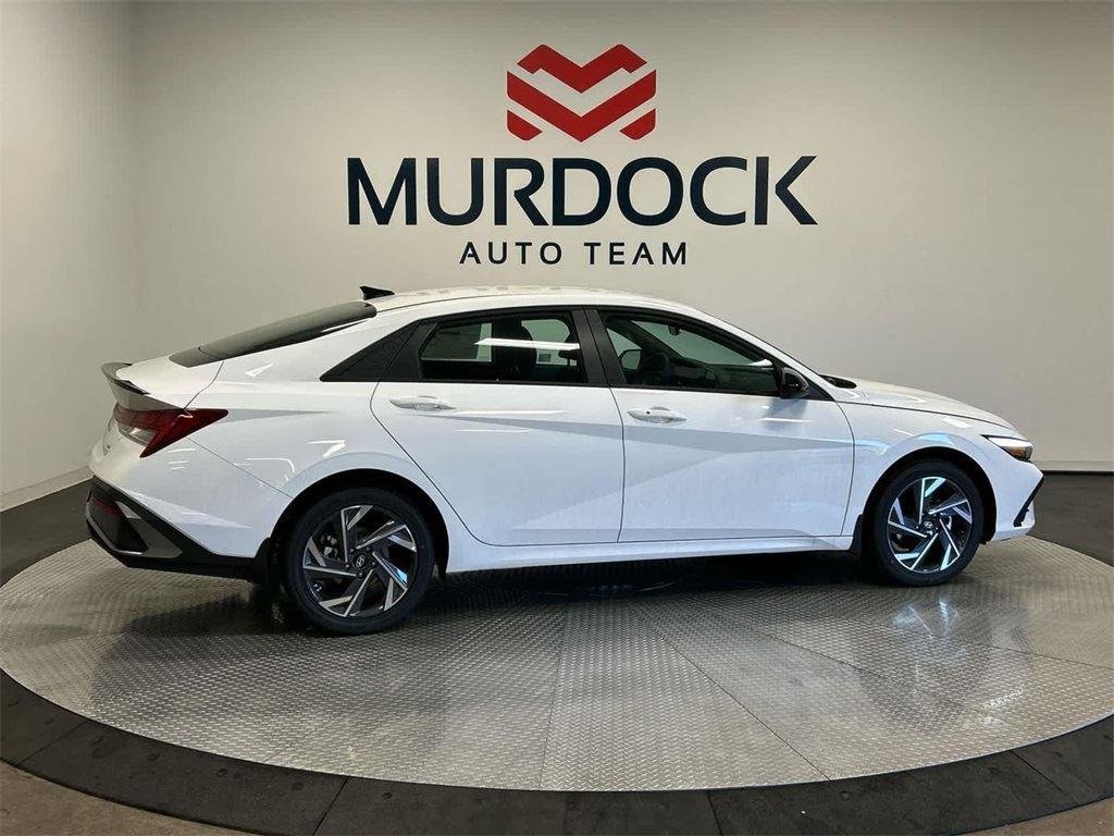 New 2025 Serenity White Hyundai SEL Sport image 17