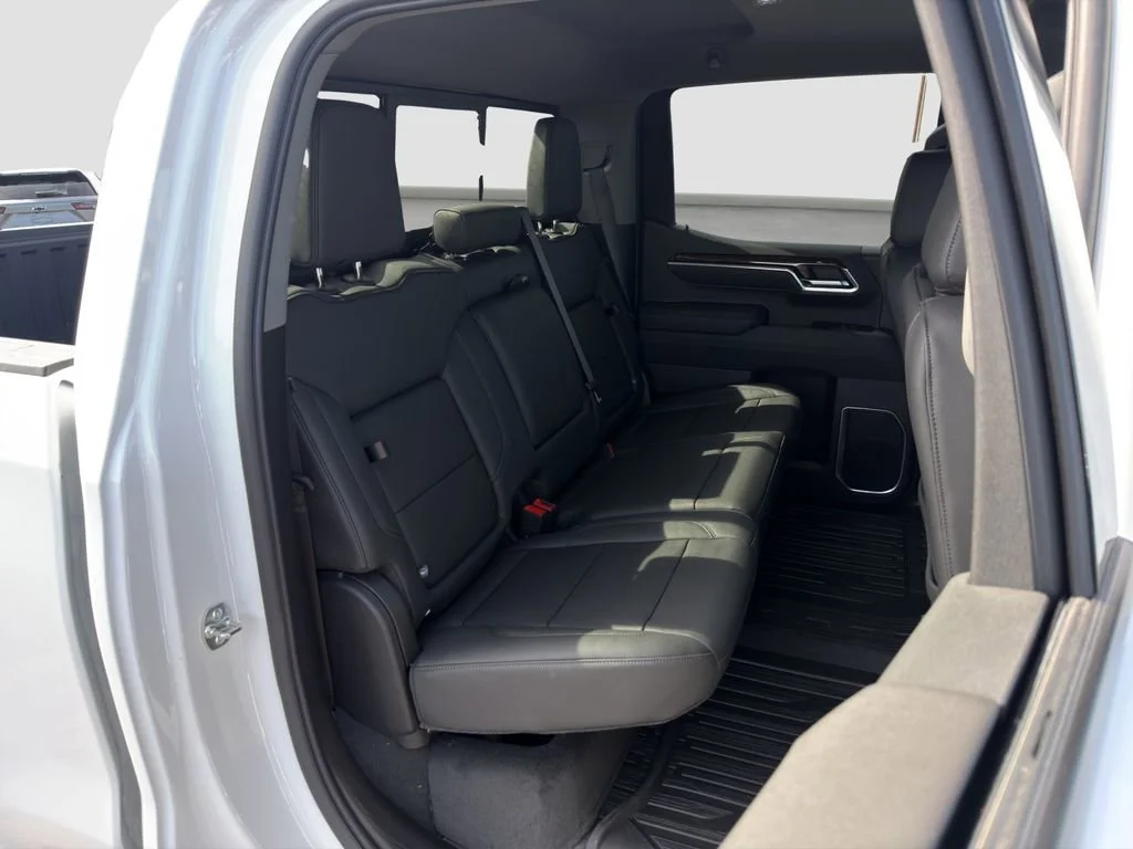 New 2026 Summit White GMC Elevation image 19
