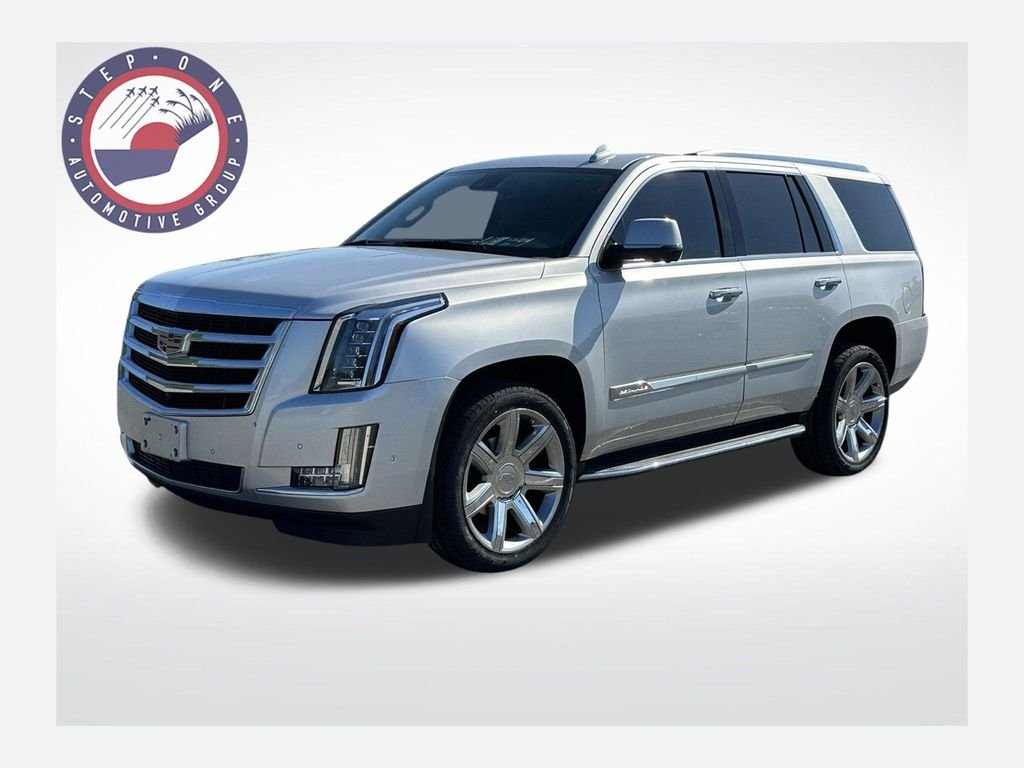 Used 2020 Silver Cadillac Luxury image 1
