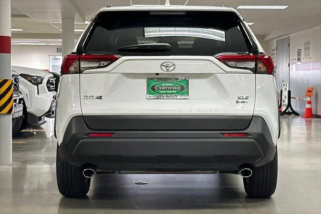 Certified Used 2025 ICE CAP Toyota  image 5