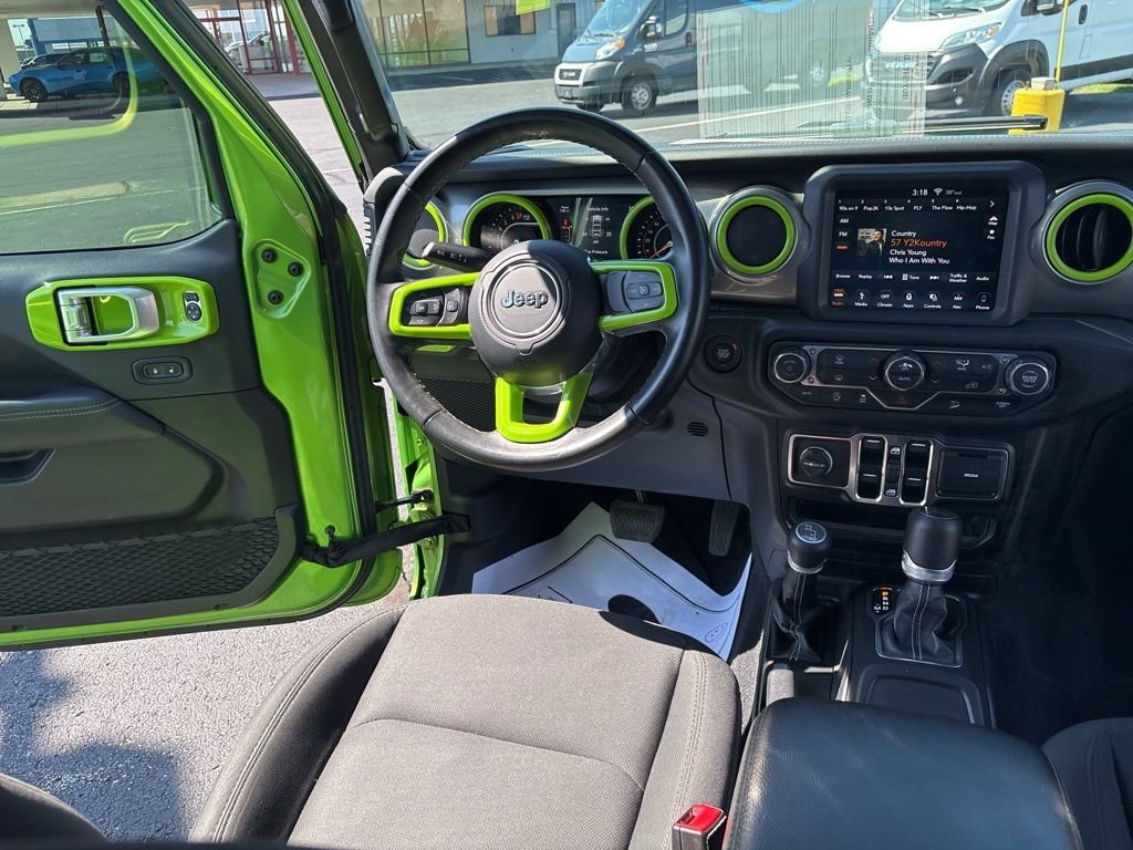 Used 2019 Green Jeep Unlimited Sahara image 33