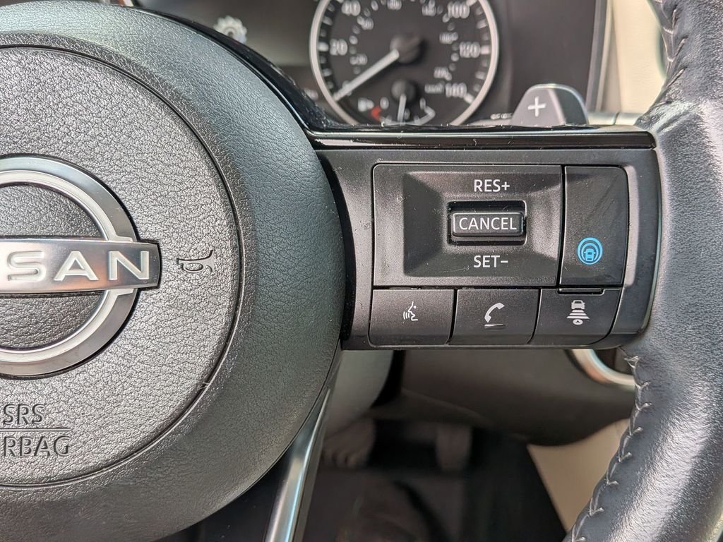 Used 2023 Black Nissan SL image 19