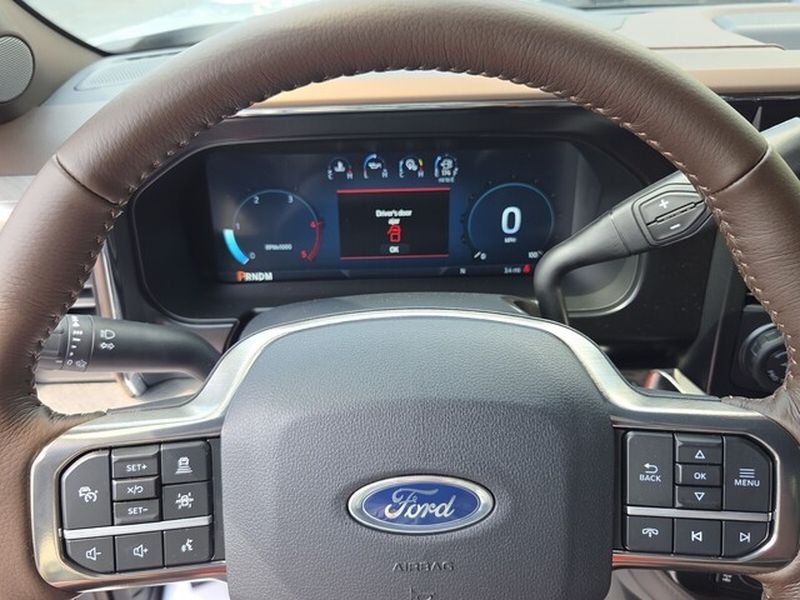 New 2026 Glacier Gray Metallic Tri-Coat Ford F-250® King Ranch® image 23