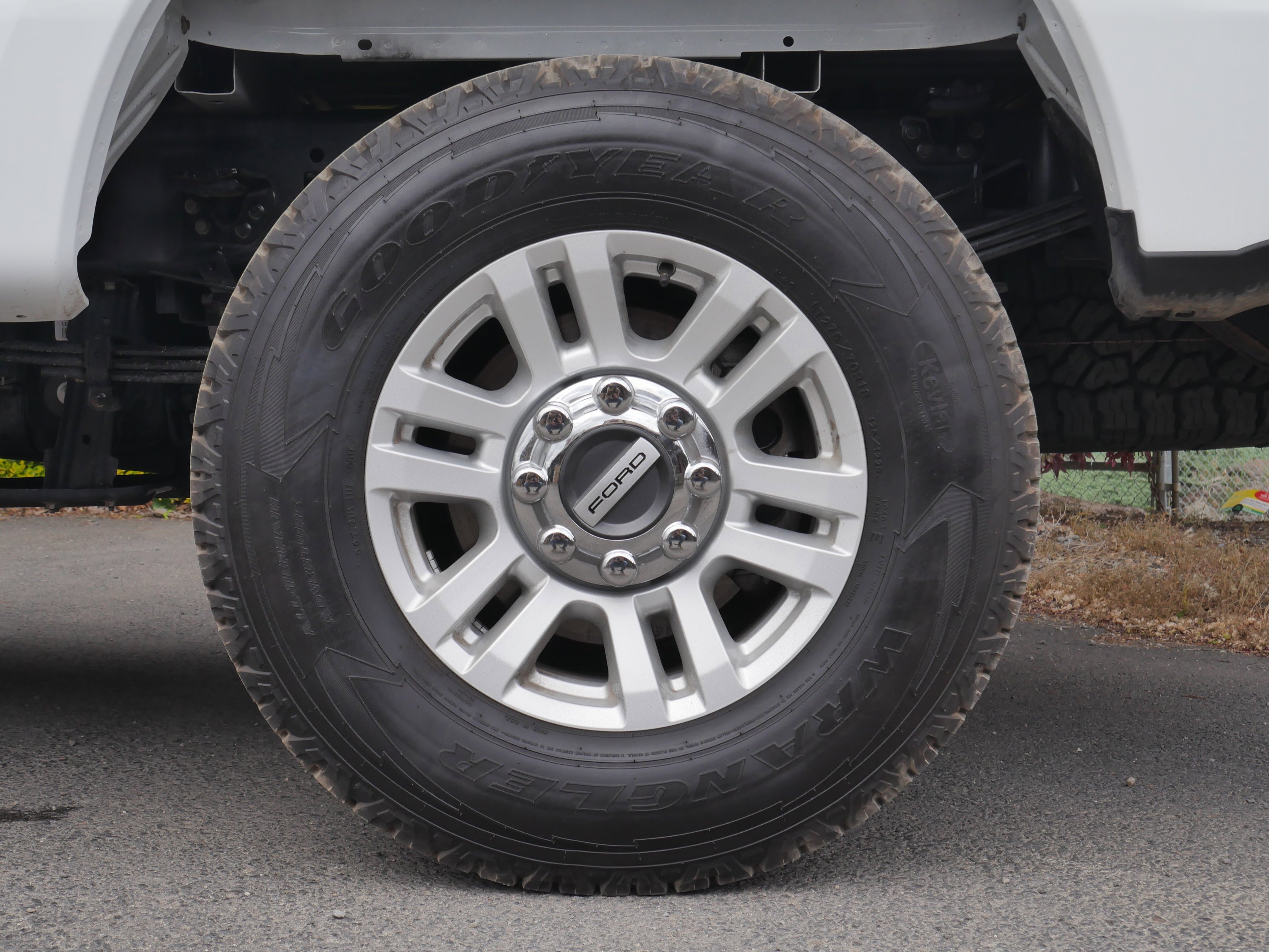 Used 2024 Oxford White Ford XLT image 16