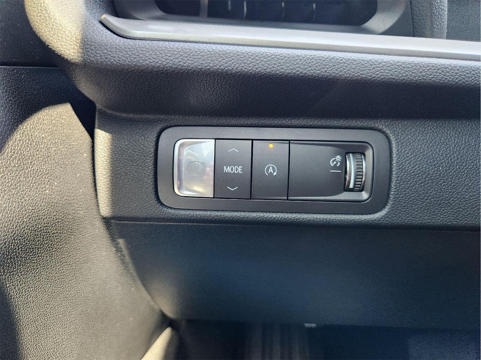 2026 Chevrolet Traverse photo 21 of 34