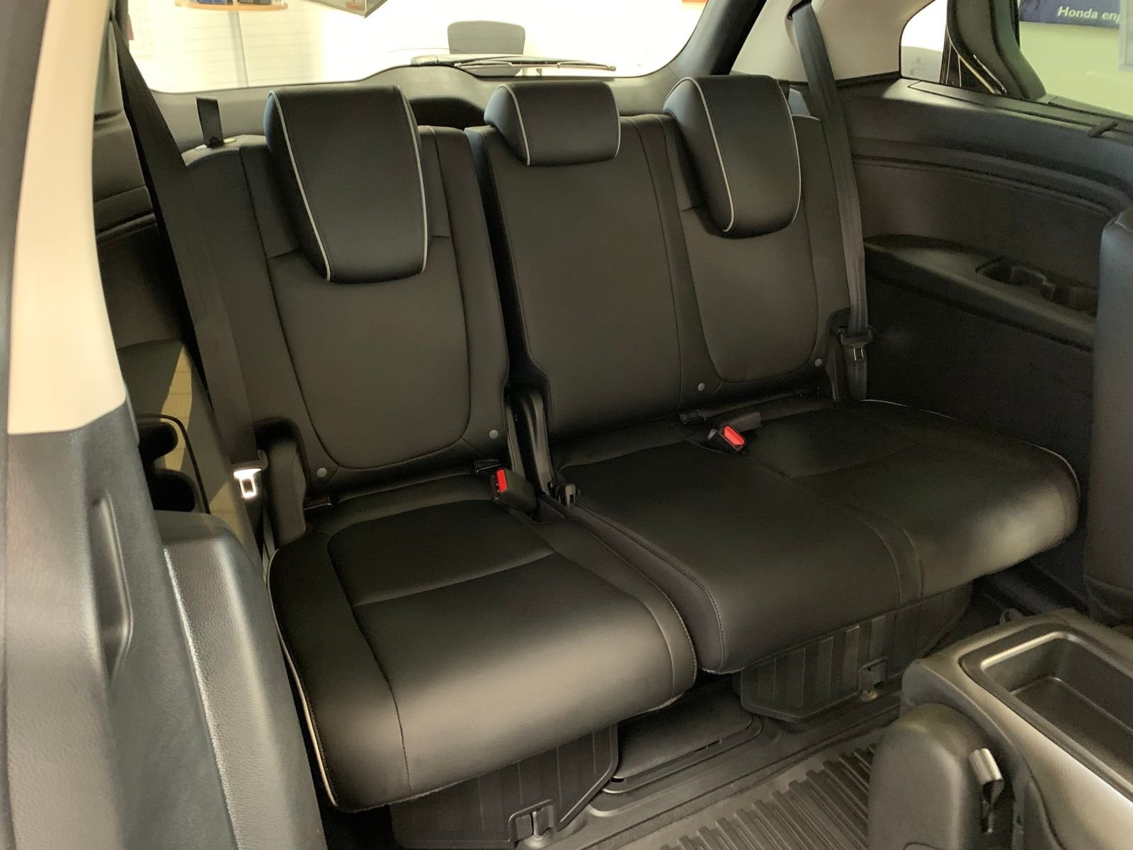 2026 Honda Odyssey Touring - Photo 38