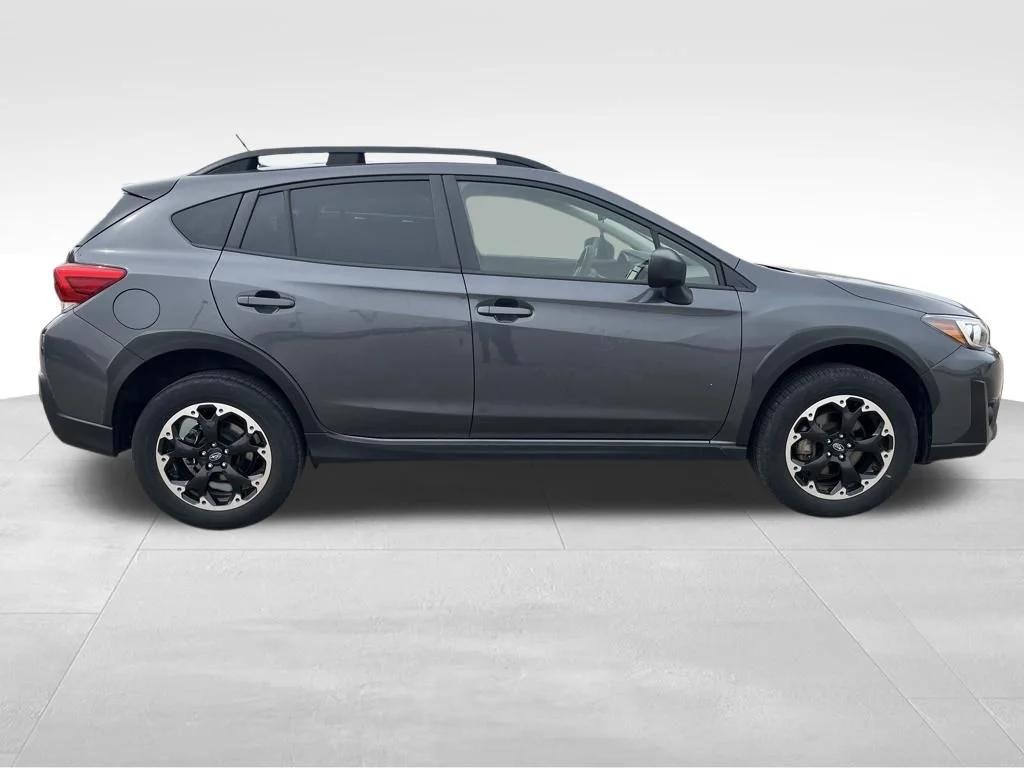 Used 2023 Gray Subaru Base image 37