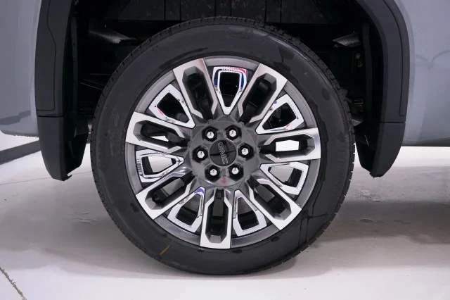 2026 GMC Sierra 1500 Denali Ultimate - Photo 6