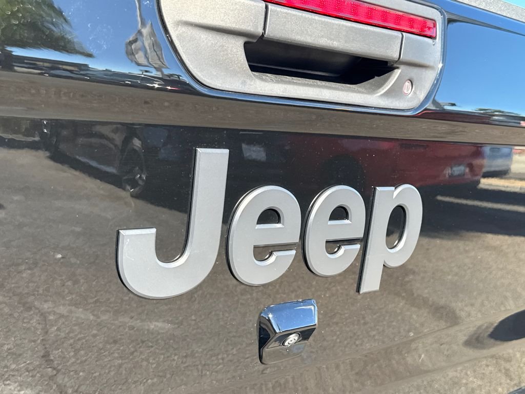 New 2025 Black Clear-Coat Exterior Paint Jeep Sport S image 13