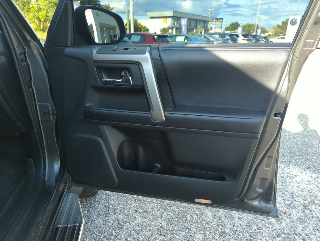 Used 2019 Gray Toyota SR5 image 32