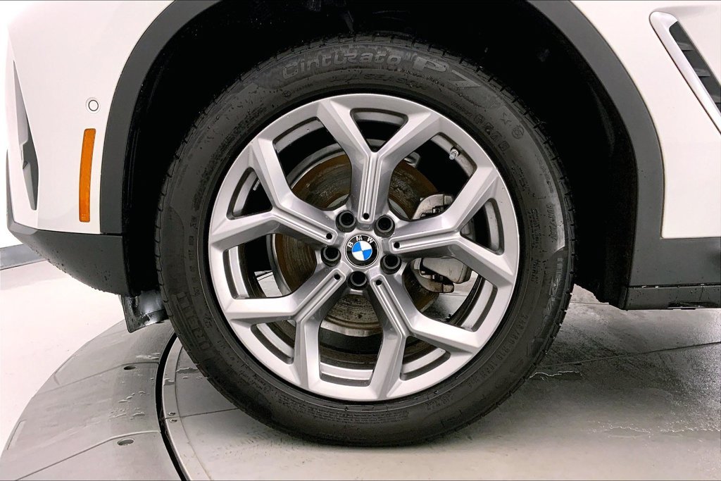 Used 2024 Mineral White Metallic BMW  image 8