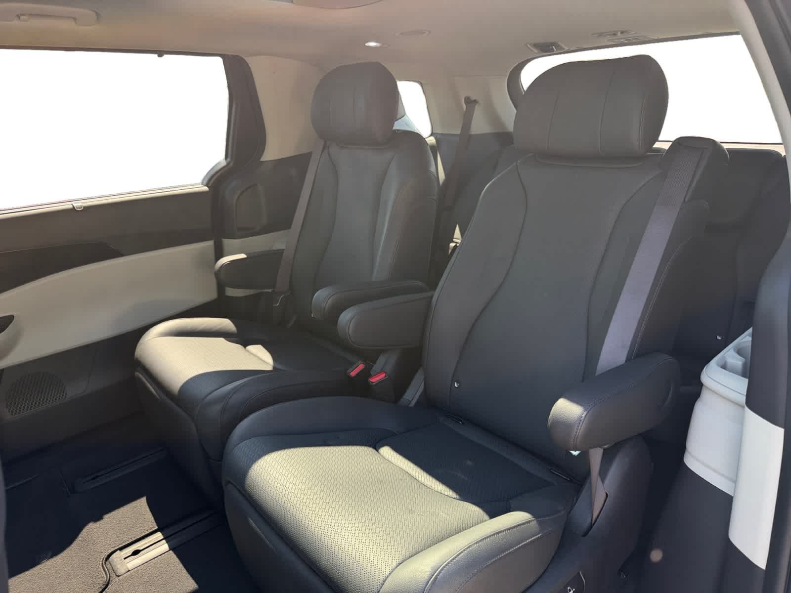 Used 2024 Panthera Metal Kia SX Prestige image 17