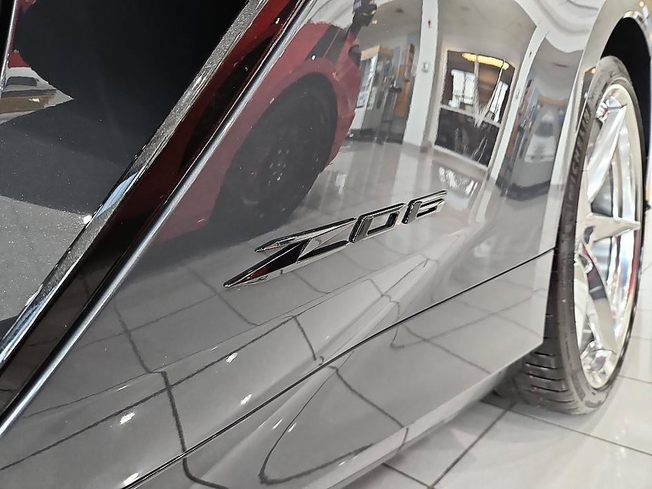 2027 Chevrolet Corvette 1LZ - Photo 8