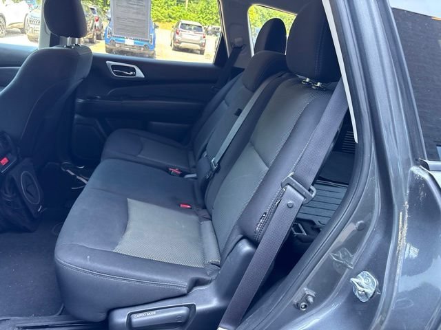 Used 2019 Gun Metallic Nissan S image 12