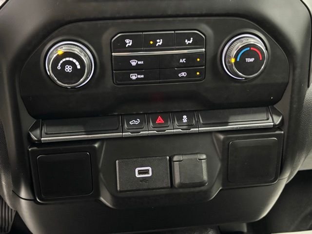 Used 2020 White Chevrolet WT image 23