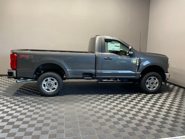 New 2026 Carbonized Gray Metallic Ford F-350® XLT image 7