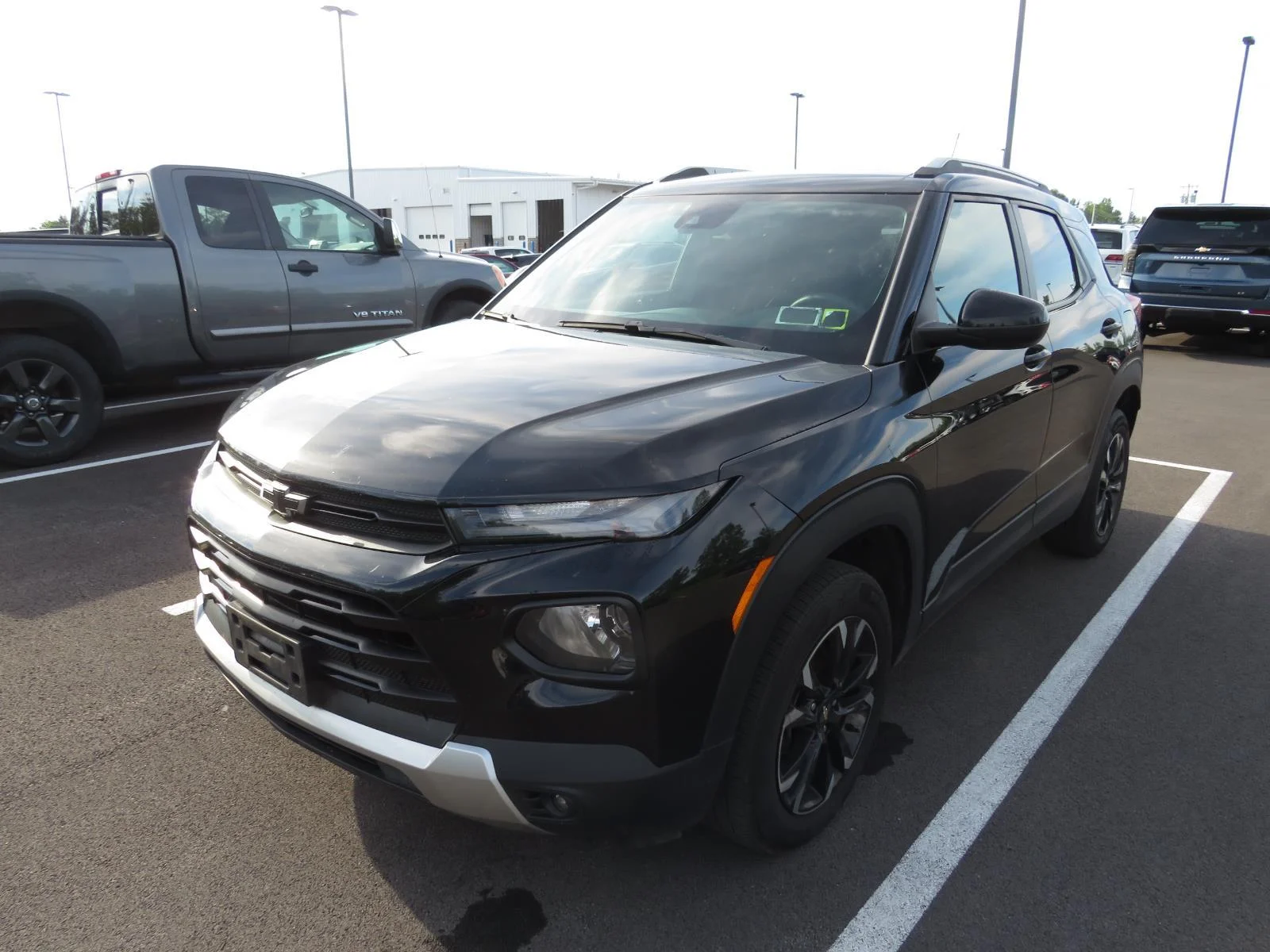 Used 2021  CHEVROLET TRUCK  image 15