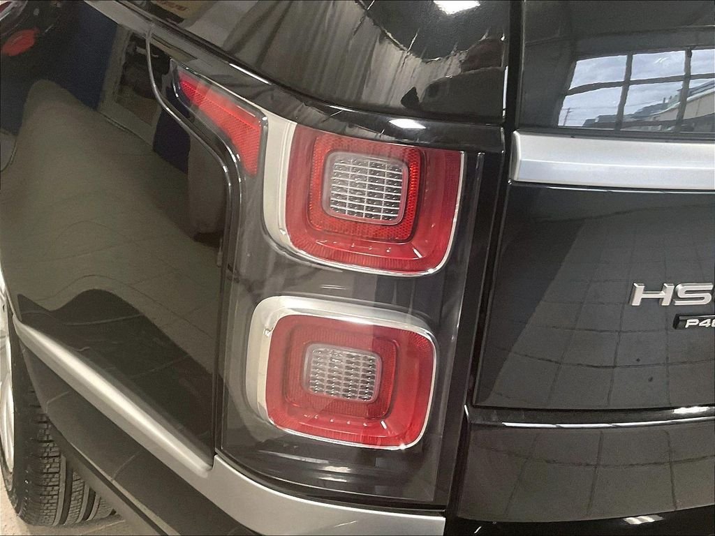 Used 2021 Black Land Rover Westminster image 32
