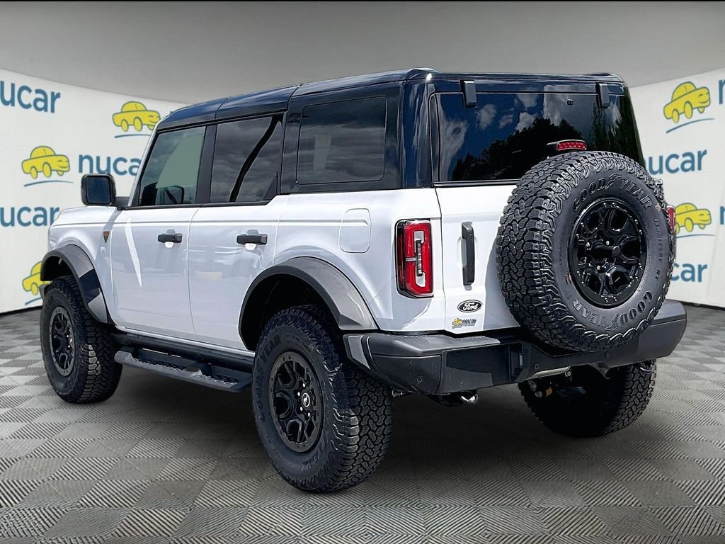 New 2026 Oxford White Ford Badlands image 5