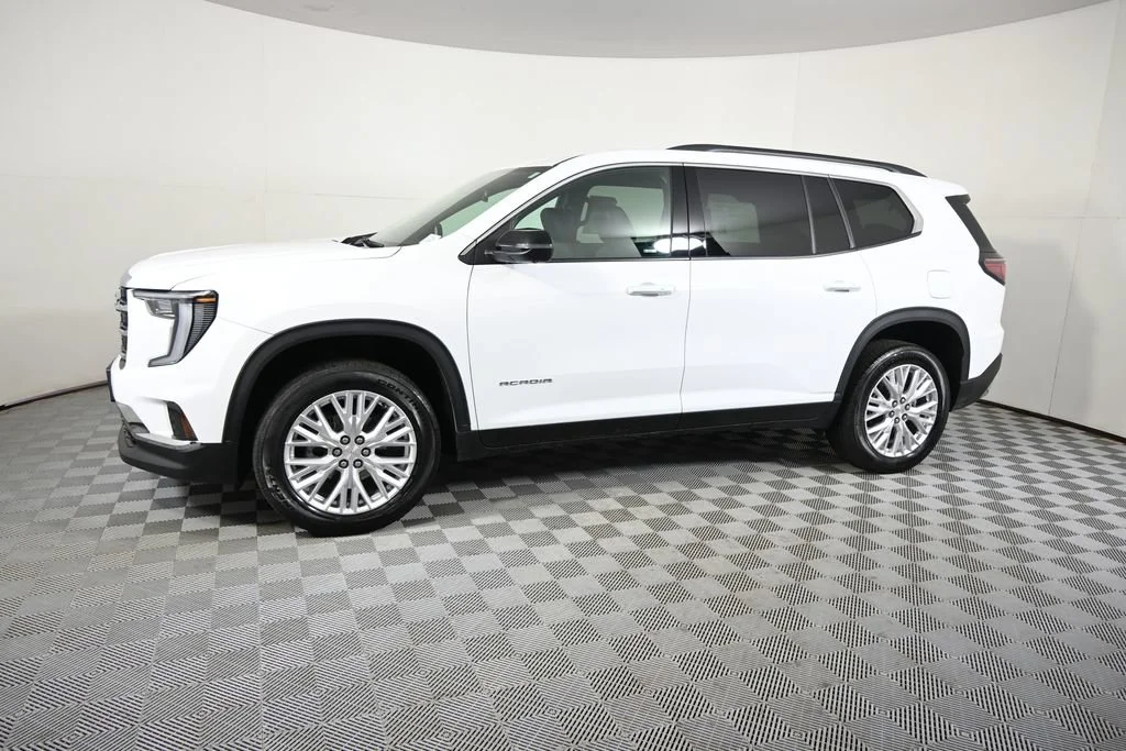 Used 2024 GMC Acadia Elevation with VIN 1GKENNKS2RJ172349 for sale in Forest Lake, Minnesota