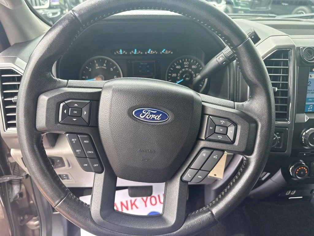 Used 2018 Gray Ford XLT image 19