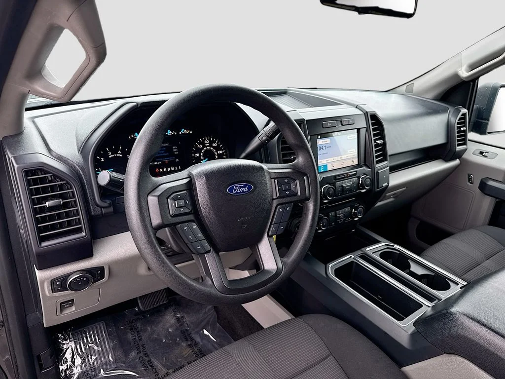 Certified Used 2017 Magnetic Metallic Ford XL image 9