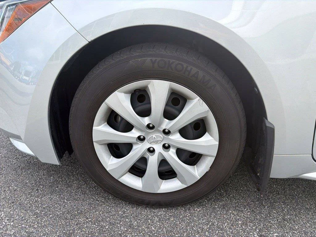 Used 2023 Silver Toyota LE image 5