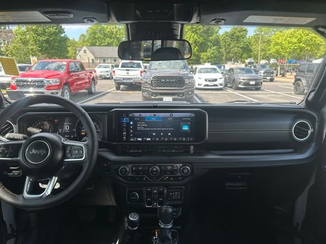 Used 2024 Silver Jeep Sahara 4xe image 24