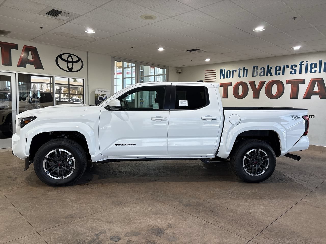 2026 Toyota Tacoma TRD Sport - Photo 7