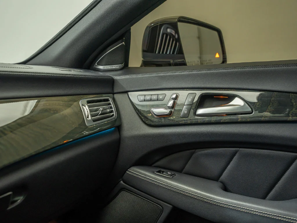 Used 2017 Black Mercedes-Benz CLS 550 image 33