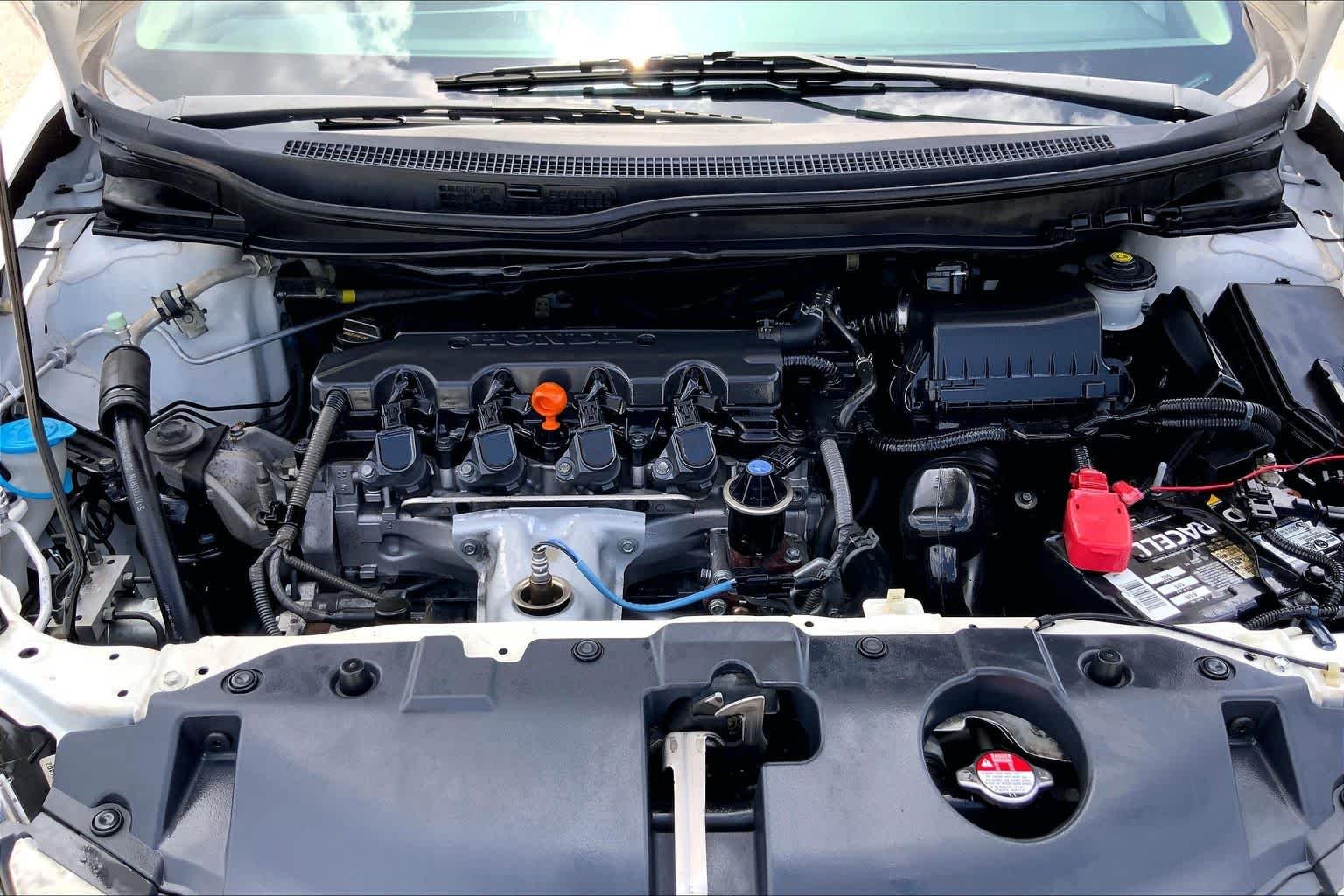 Used 2015 Taffeta White Honda LX image 29