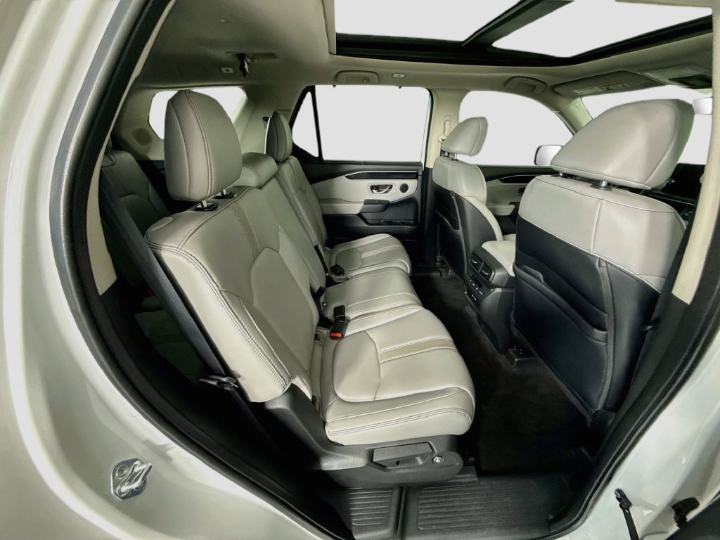 2025 Honda Pilot Touring - Photo 22