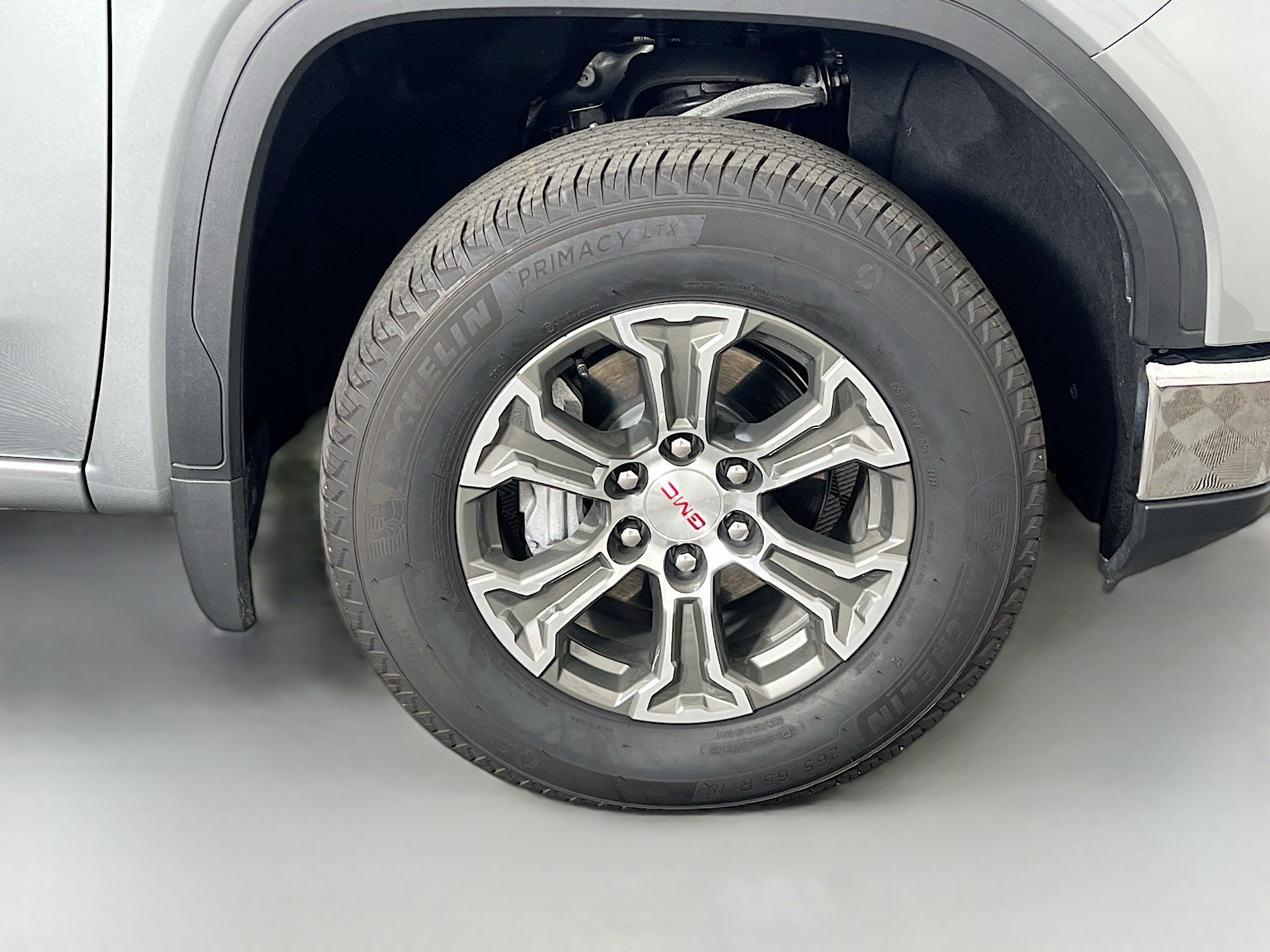 Used 2026 Sterling Metallic GMC SLT image 37