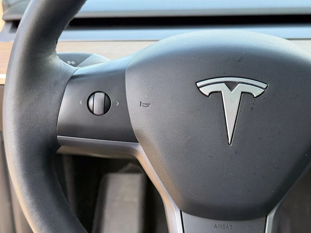 Used 2022 Black Tesla Long Range image 15