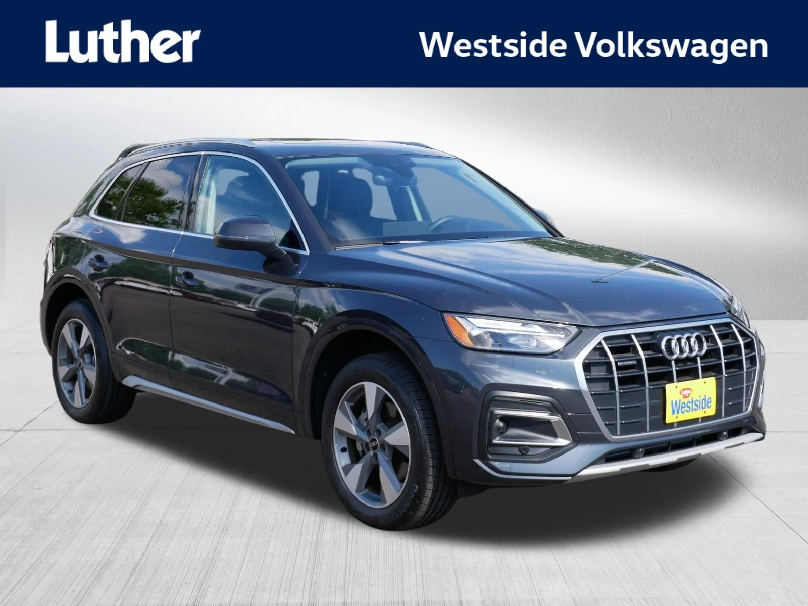 Used 2023 Manhattan Gray Metallic Audi Premium image 1