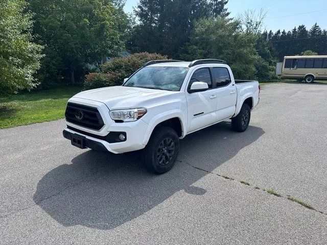 Used 2023 White Toyota SR5 image 7