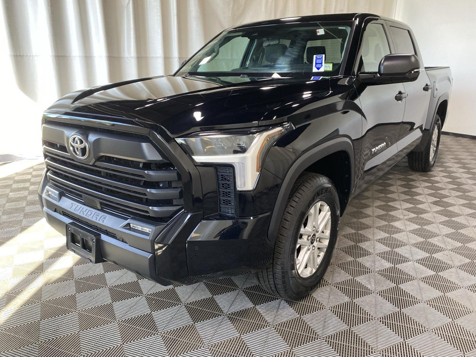 Used 2023 Midnight Black Metallic Toyota SR5 image 5