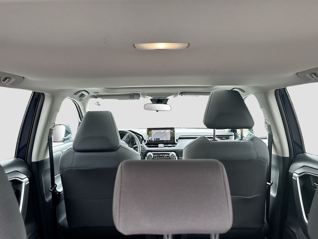 Used 2025  Toyota XLE image 24