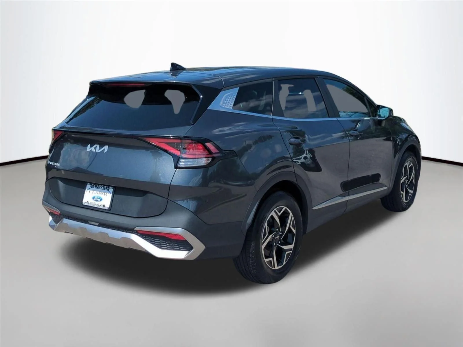 Used 2023 Gravity Gray Kia LX image 5