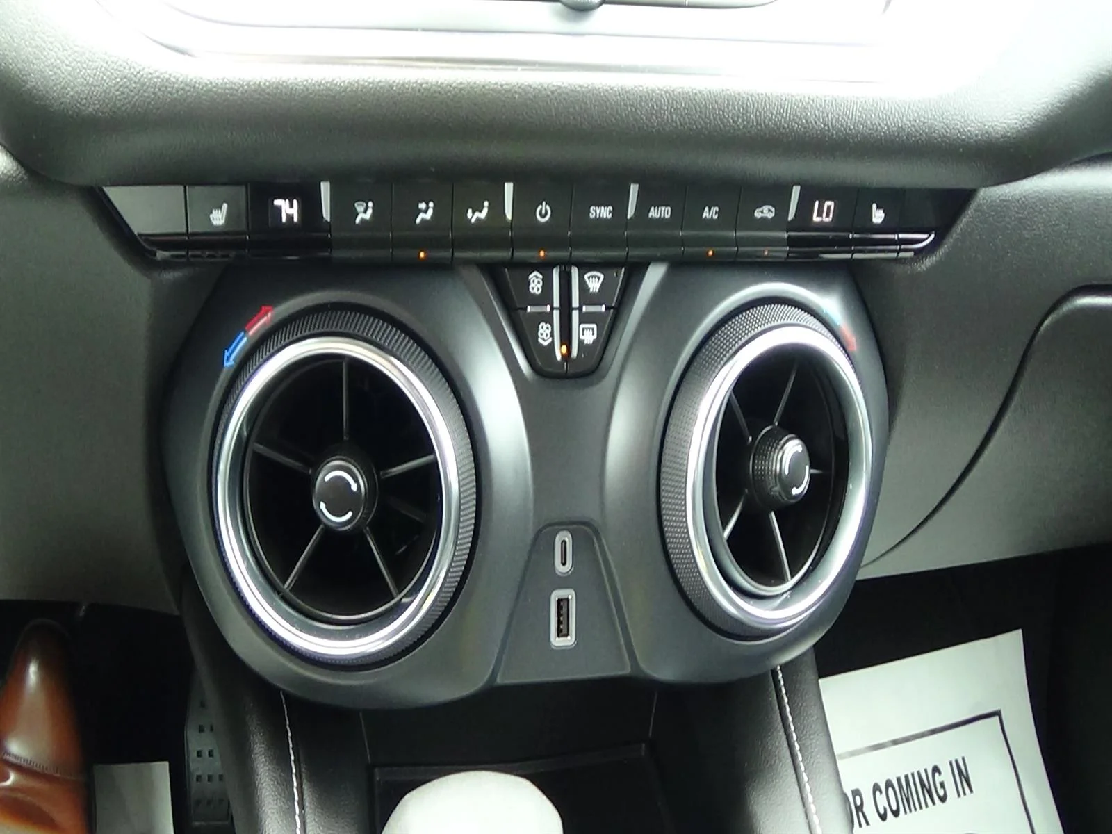 Used 2025 Summit White (gaz) Chevrolet LT image 26