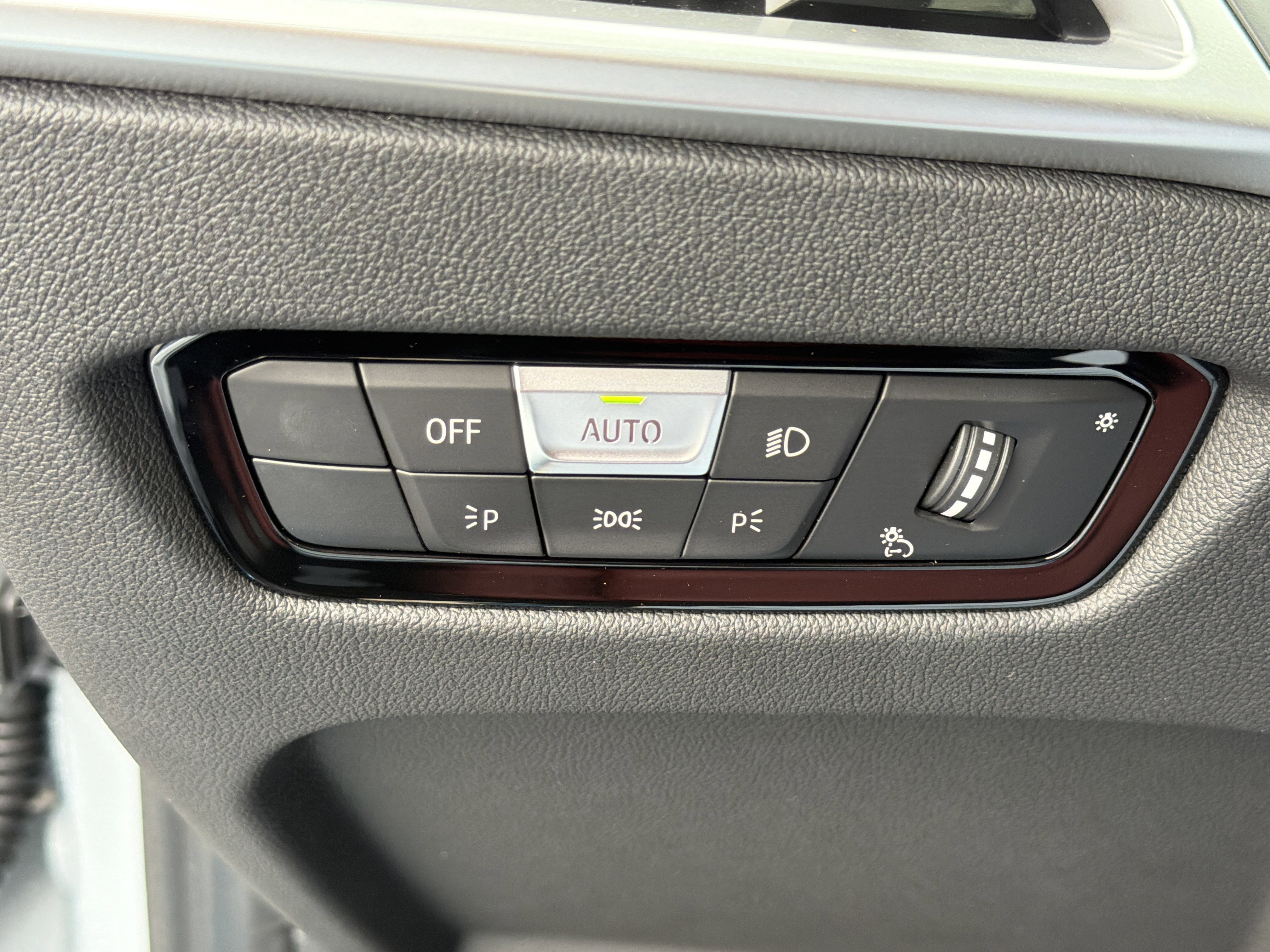 New 2026 Brooklyn Grey Metallic BMW 330i NA image 14