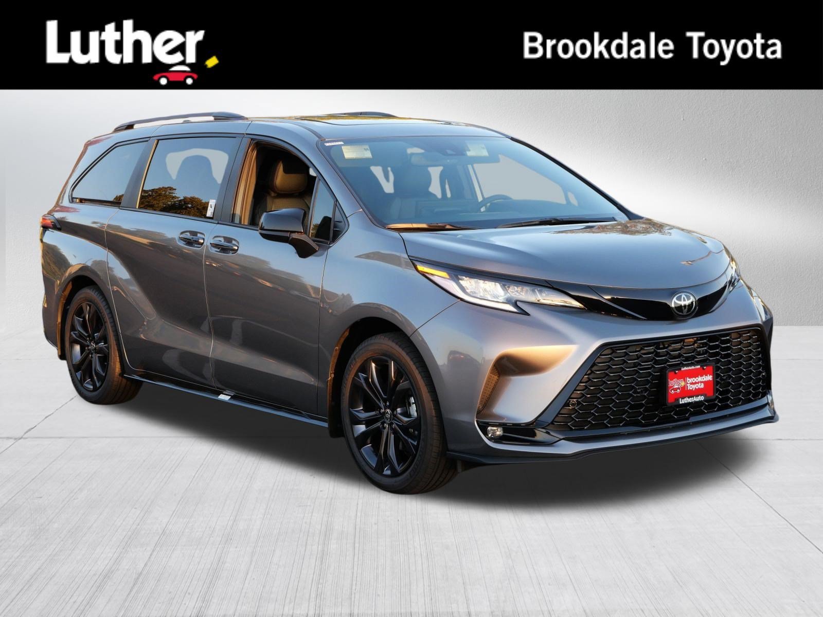 Certified Used 2026 PRECIOUS METAL Toyota XSE image 1