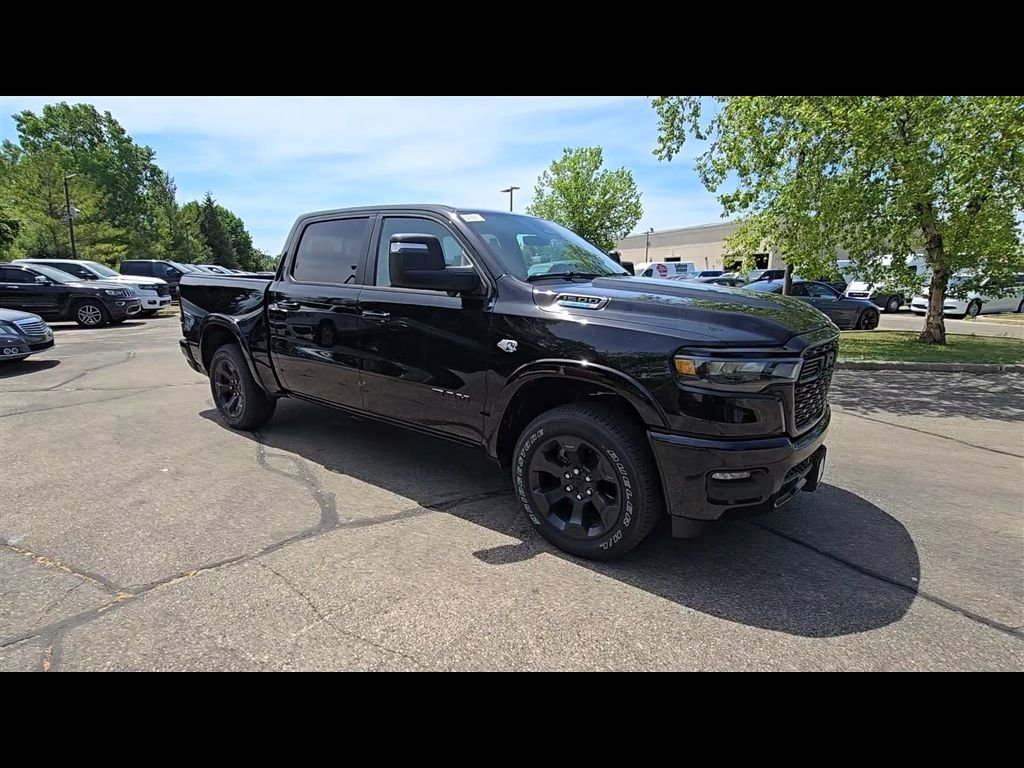 New 2026 Diamond Black Crystal Pearl-Coat Exterior Paint RAM Big Horn/Lone Star image 2